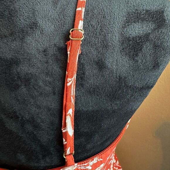 NWOT Love Riche Rust Color w/Floral Pattern Mini Dress, Tie Front, Size Medium - Picture 6 of 13